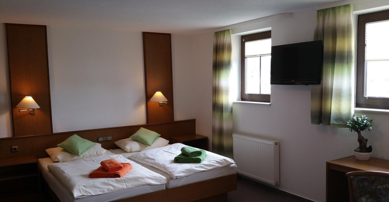 Hotel Am Markt Ehrenfriedersdorf Exterior foto